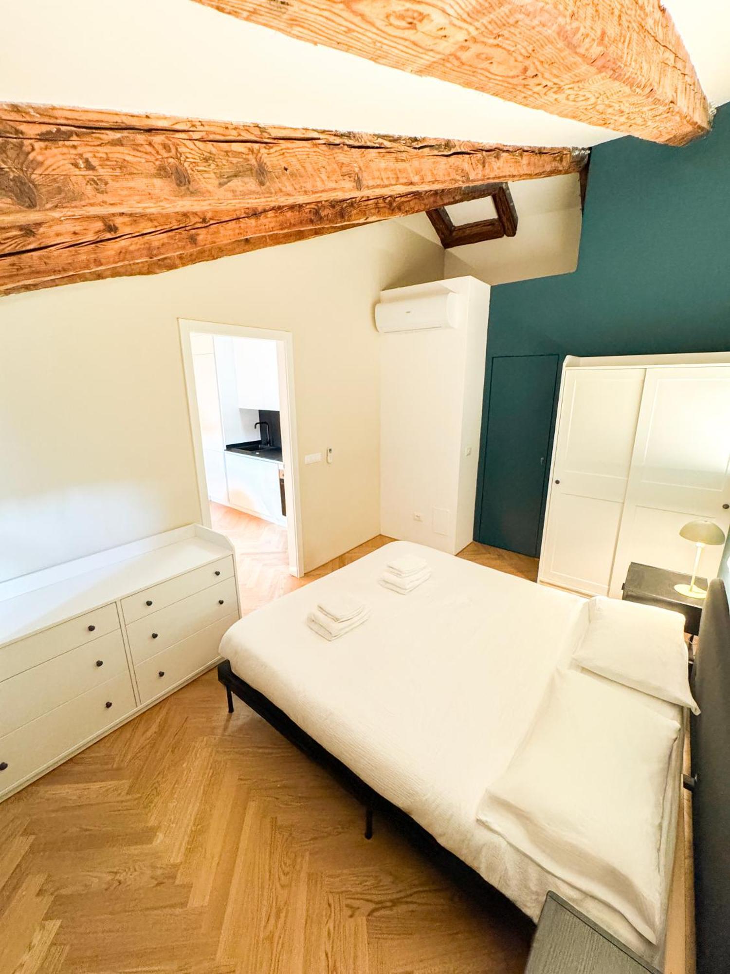 Trieste Boulevard Apartments מראה חיצוני תמונה